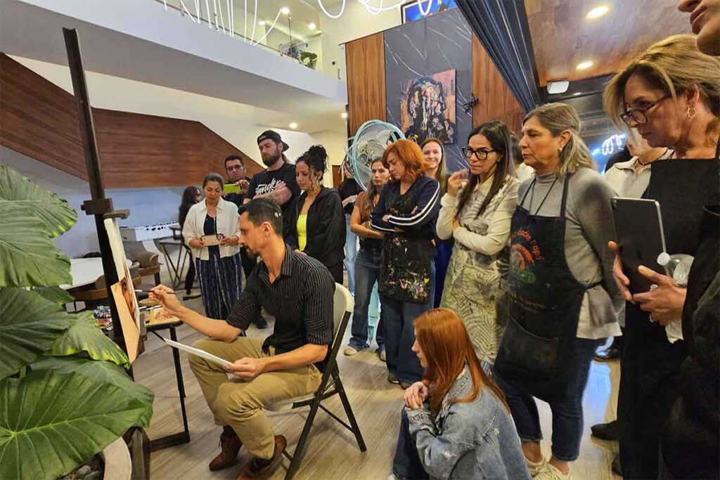 El artista brasileño Fabiano Millani ofreció un workshop en Querétaro