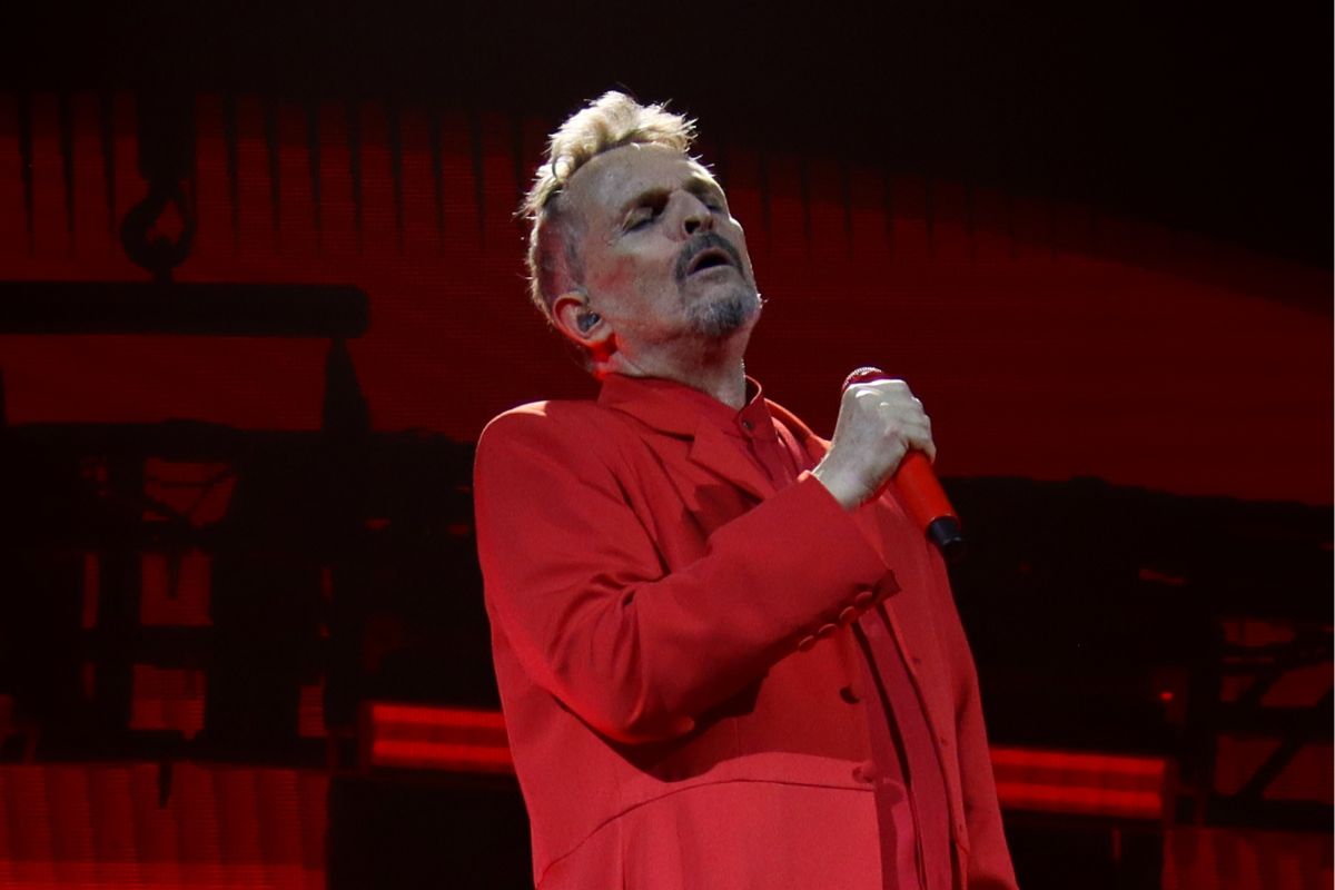 Miguel Bosé conquista al público de Querétaro