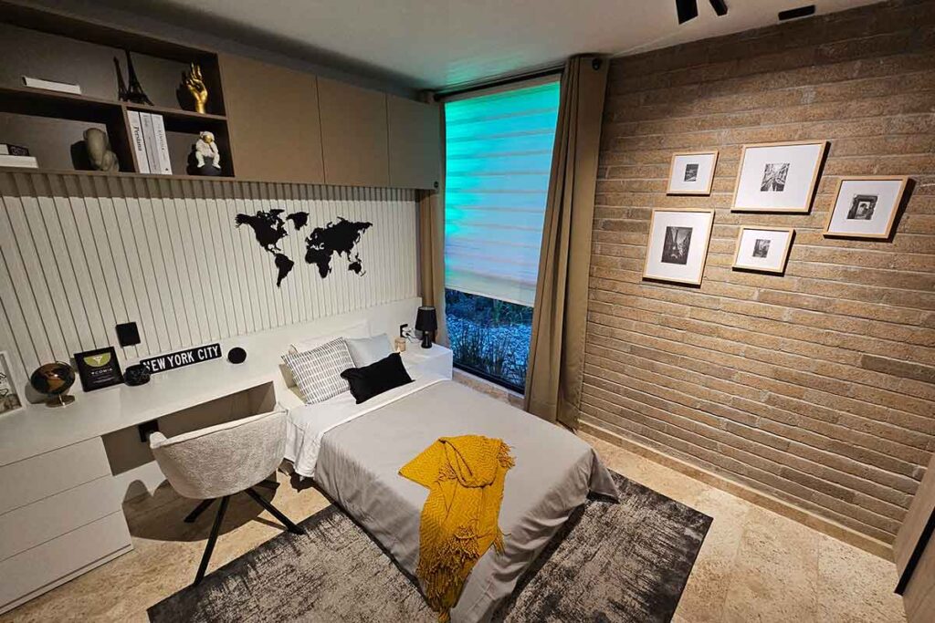 Directivos y clientes asistieron al showroom del nuevo desarrollo inmobiliario llamado Yconia