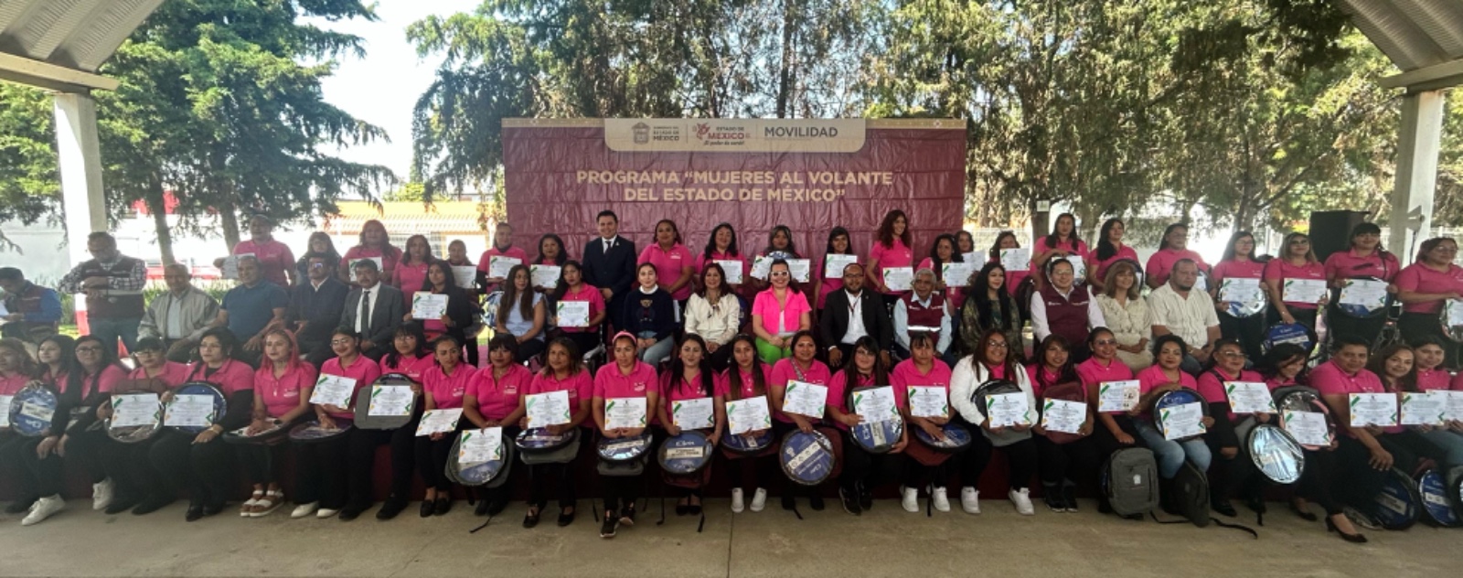 Más del 65% de las graduadas ya trabaja en el sector transporte.