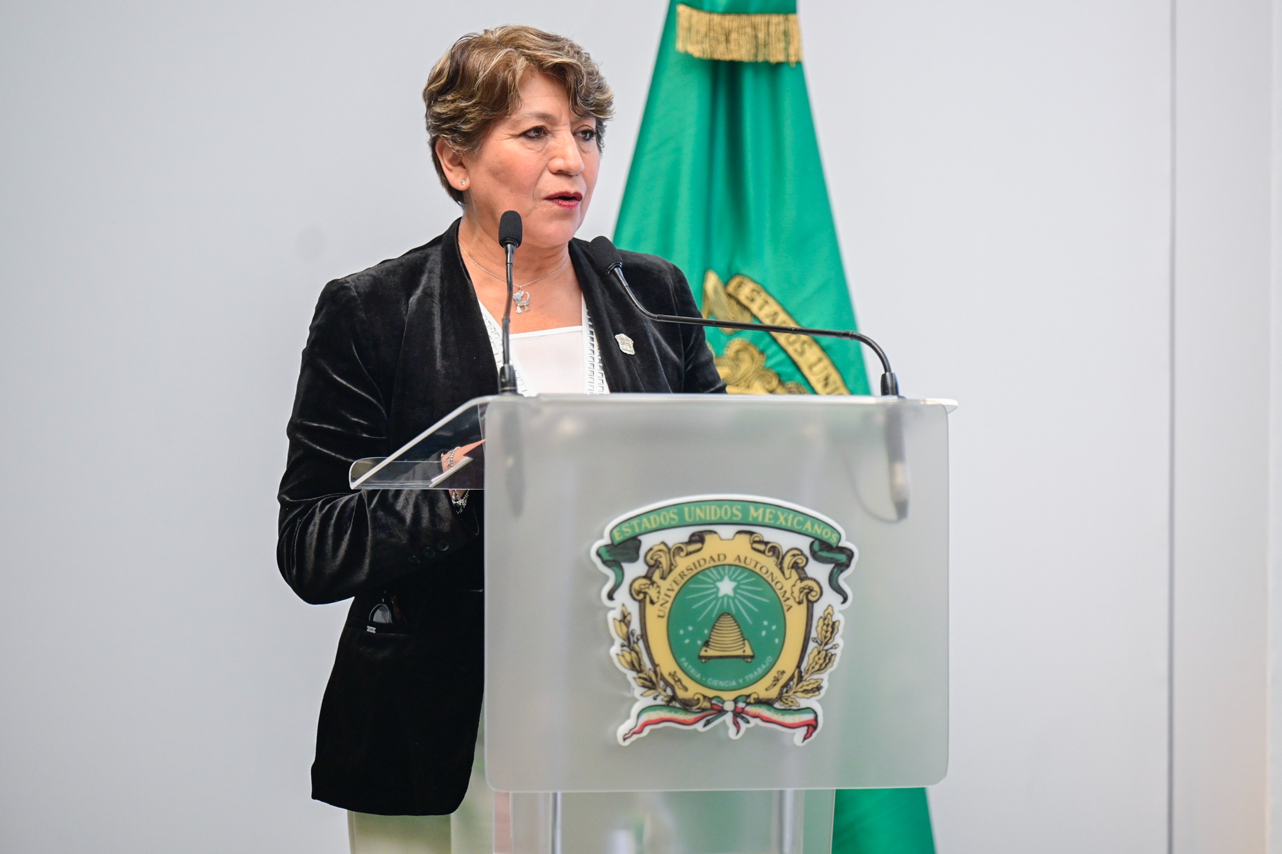 La Gobernadora Delfina Gómez reafirma su compromiso con la educación superior en el Edomex.