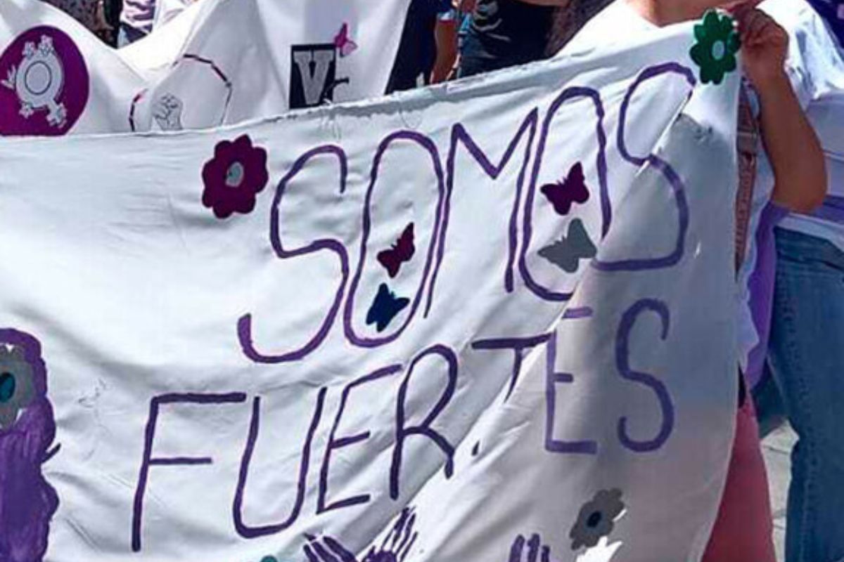 Claudia Brugada asiste a la marcha este 8M / Foto: Cuartoscuro