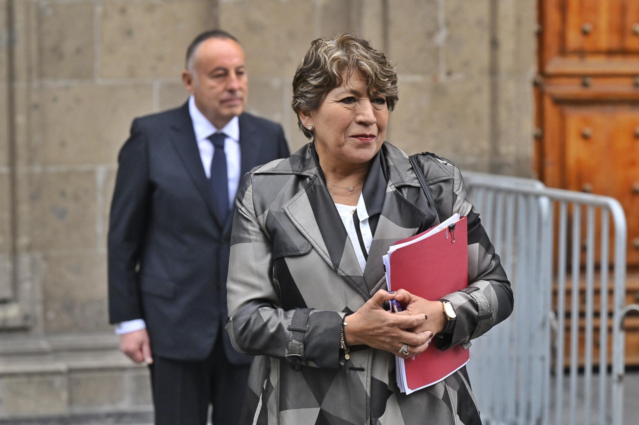 La gobernadora Delfina Gómez anuncia estrategia de Mando Único en Edomex.