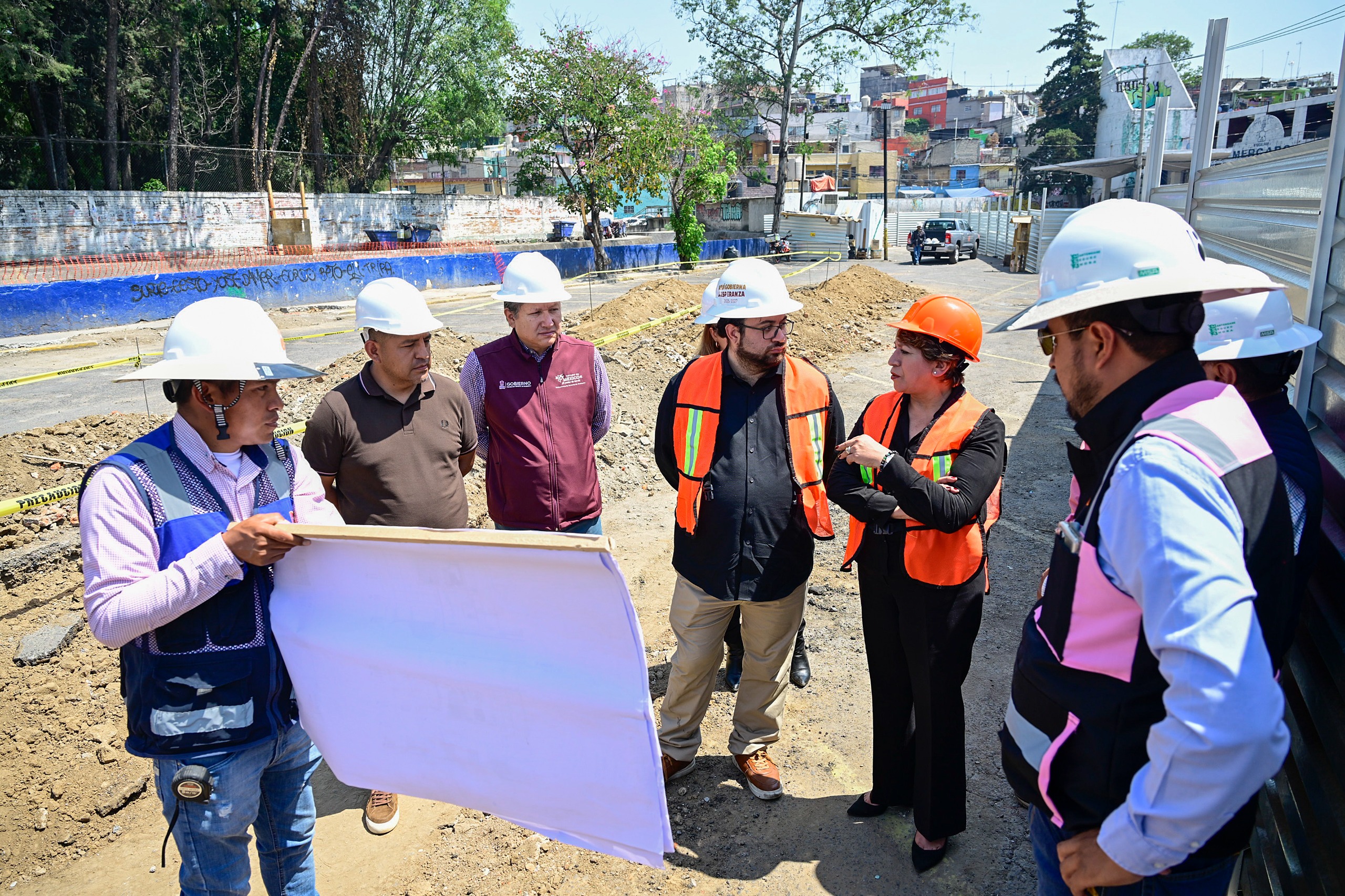La Gobernadora reafirmó su compromiso de impulsar obras de infraestructura que mejoren la calidad de vida de las y los mexiquenses.