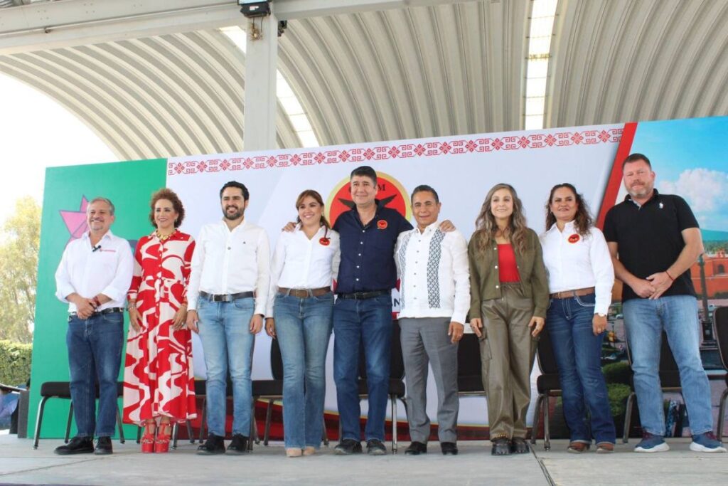 Luis Humberto Fernández llama a construir armonía en Querétaro