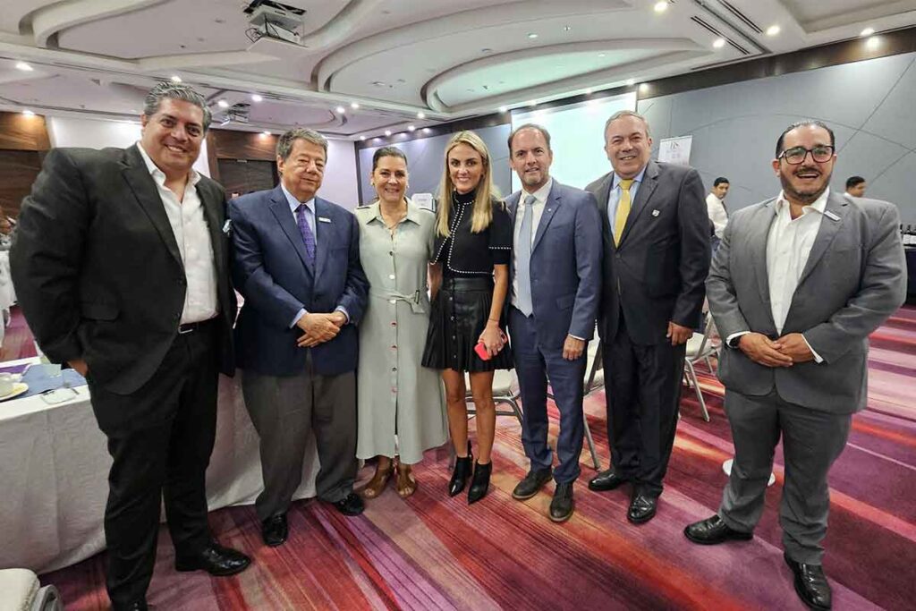 Skål Querétaro 695 vivió la reelección de su presidente, el ingeniero Miguel Ángel González Galván