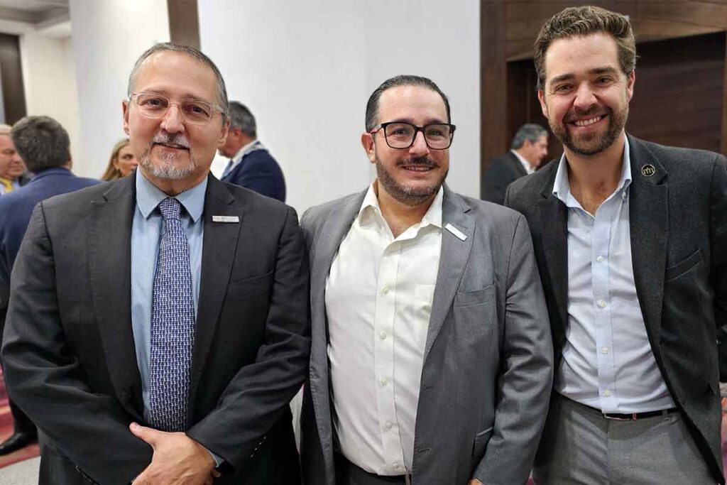 Skål Querétaro 695 vivió la reelección de su presidente, el ingeniero Miguel Ángel González Galván