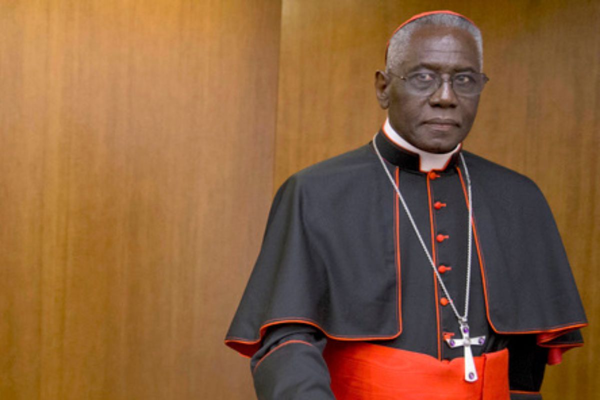 Cardenal Robert Sarah