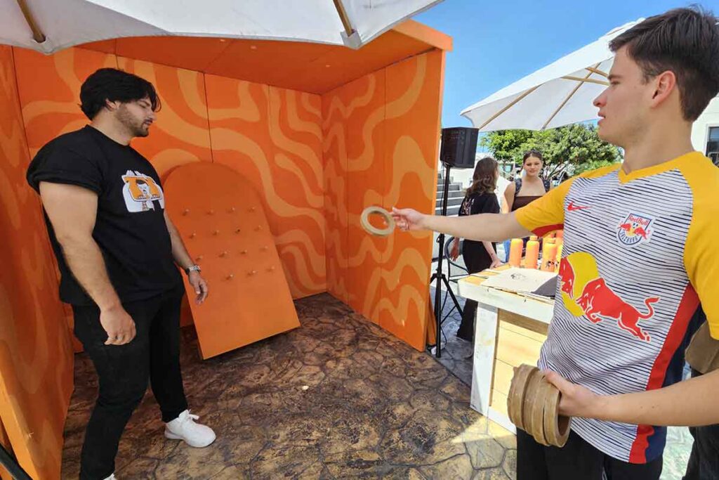 La Universidad Anáhuac Querétaro celebró el Día Anáhuac 2025 con el concierto de Reik y las dinámicas del influencer Robegrill