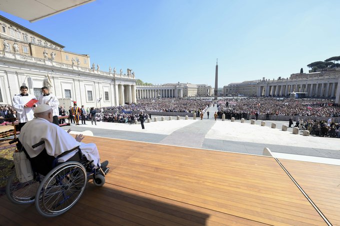 En un gesto conmovedor, el Papa agradece el cariño recibido y ofrece palabras de aliento a enfermos y cuidadores.