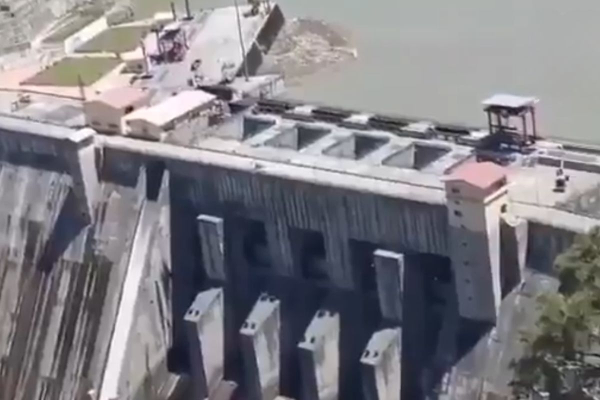 Las compuertas del río Indo han sido cerradas por completo en India.
