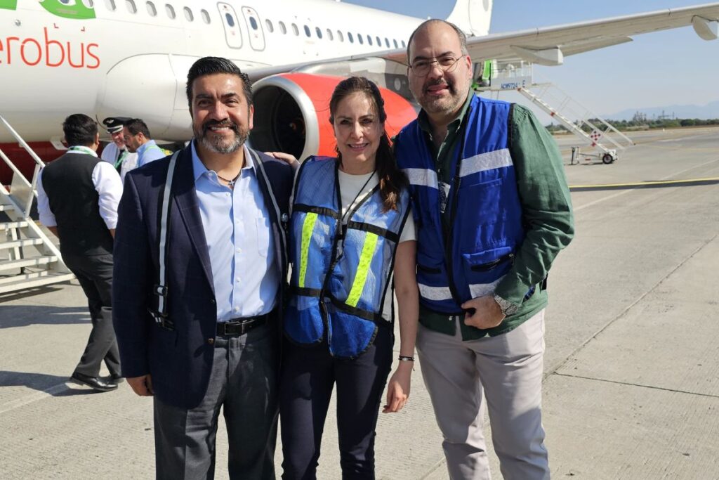 Inauran vuelo Querétaro-Dallas