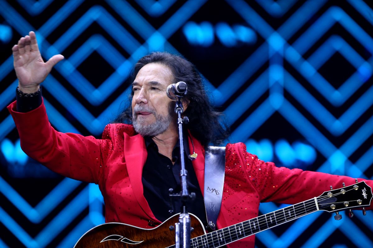 Marco Antonio Solís conquista Querétaro con lleno total en Estadio Corregidora