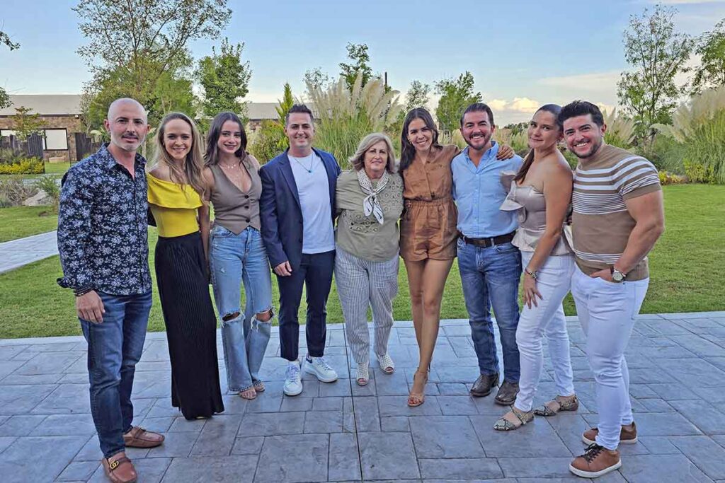 Personalidades nos comparten el significado de su rol en el día de las madres
