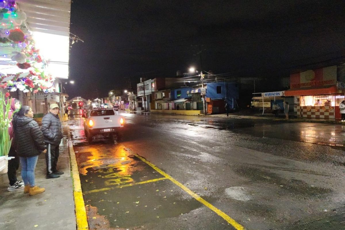 Fuerza operativa en acción: Brigadas estatales trabajaron más de 15 horas continuas. Foto: Especial