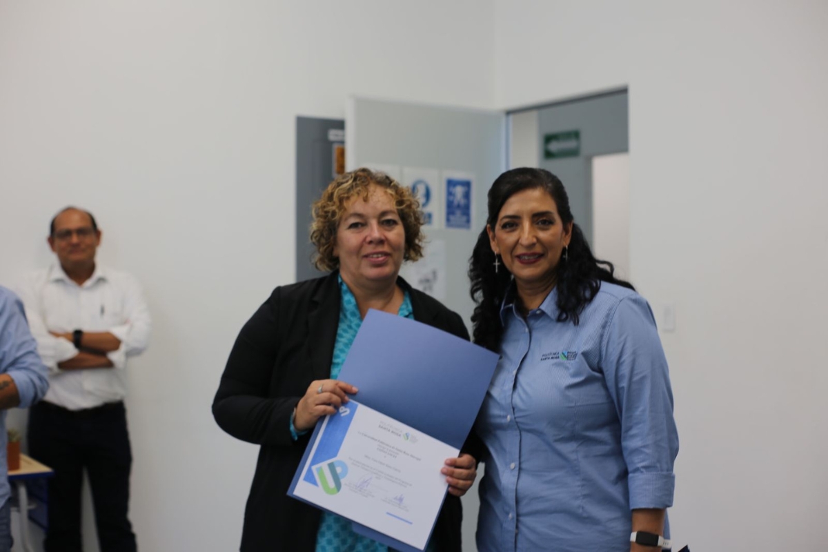Presentan estudiantes y docentes UPSRJ proyectos tecnológicos y científicos 2025