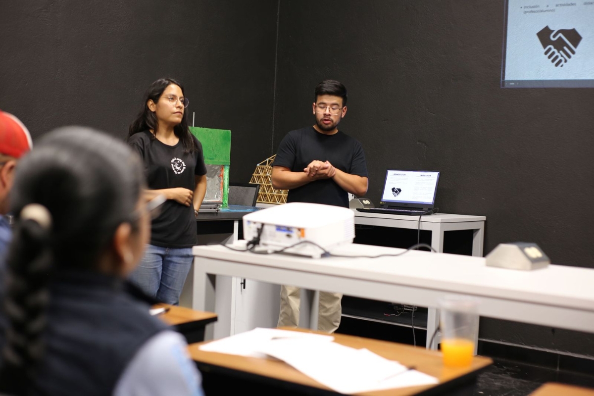 Presentan estudiantes y docentes UPSRJ proyectos tecnológicos y científicos 2025