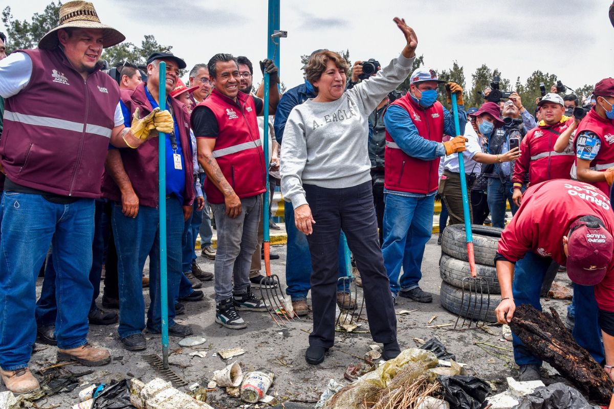 La Gobernadora Delfina Gómez supervisó personalmente los trabajos de limpieza en Naucalpan. Foto: Especial