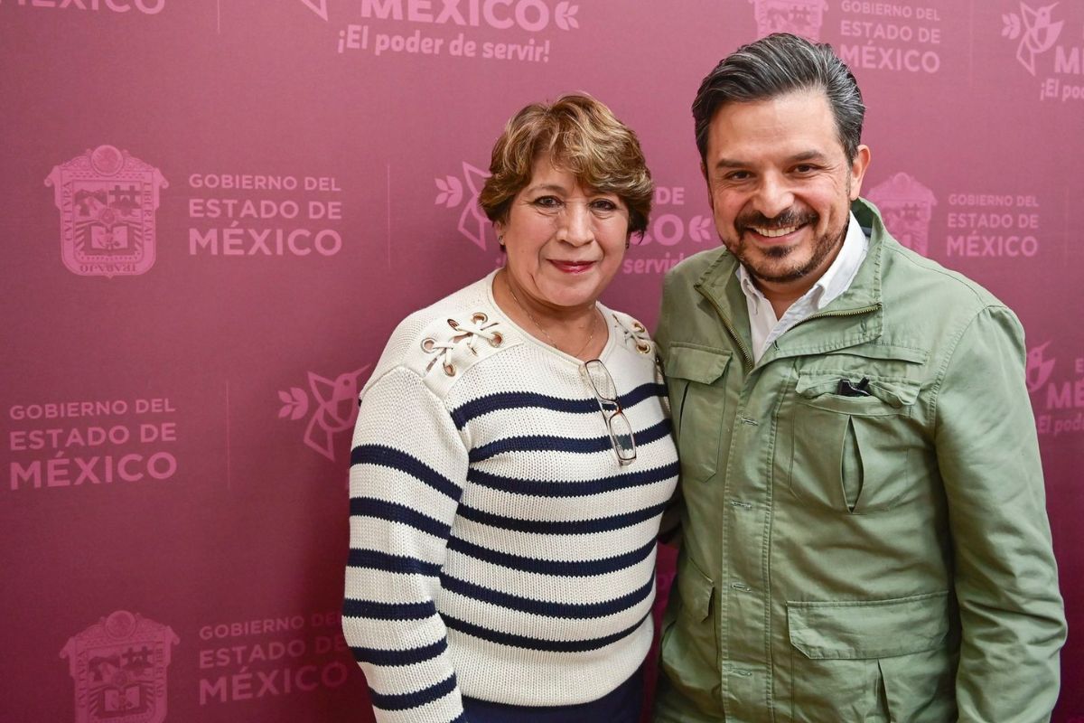 Delfina Gómez y Zoé Robledo durante la revisión del Plan Integral de Salud para el oriente del Edomex. Foto: Estado 
