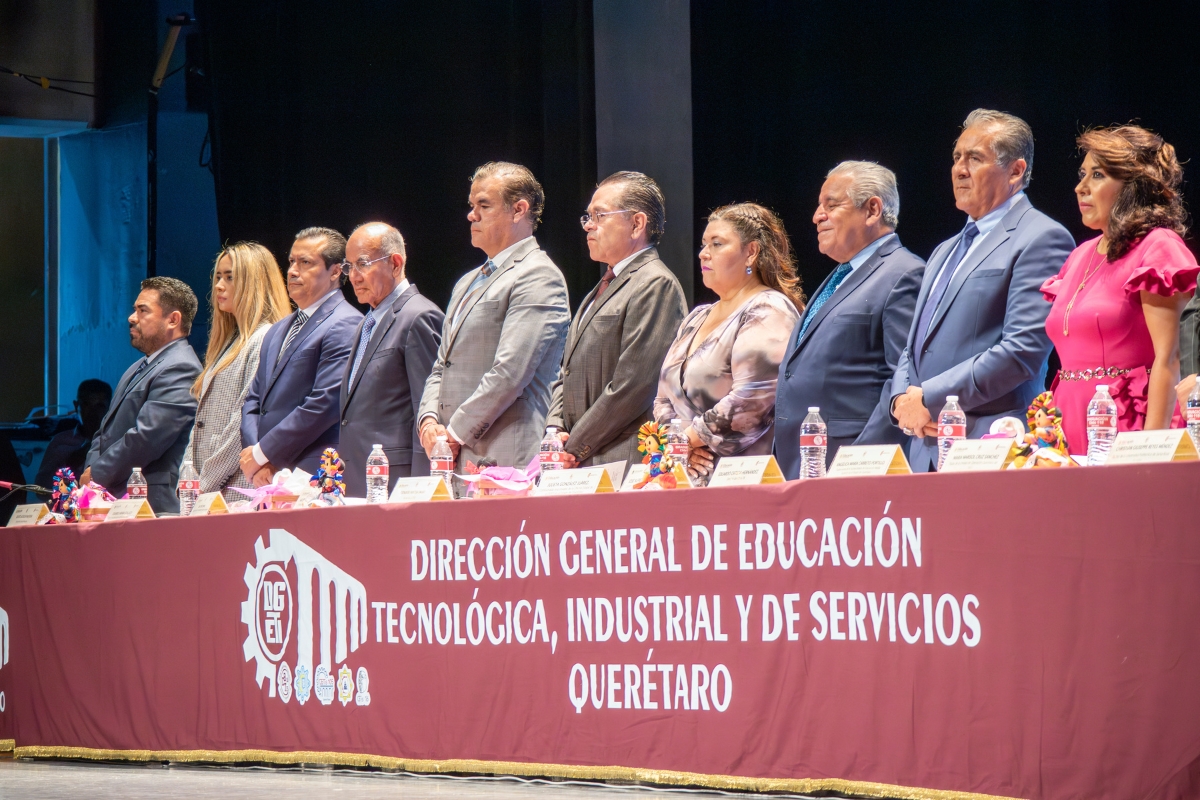 Fundación Ciudad Maderas celebra primera generación de graduados del CBTIS 118