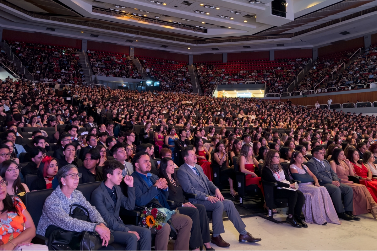 Fundación Ciudad Maderas celebra primera generación de graduados del CBTIS 118