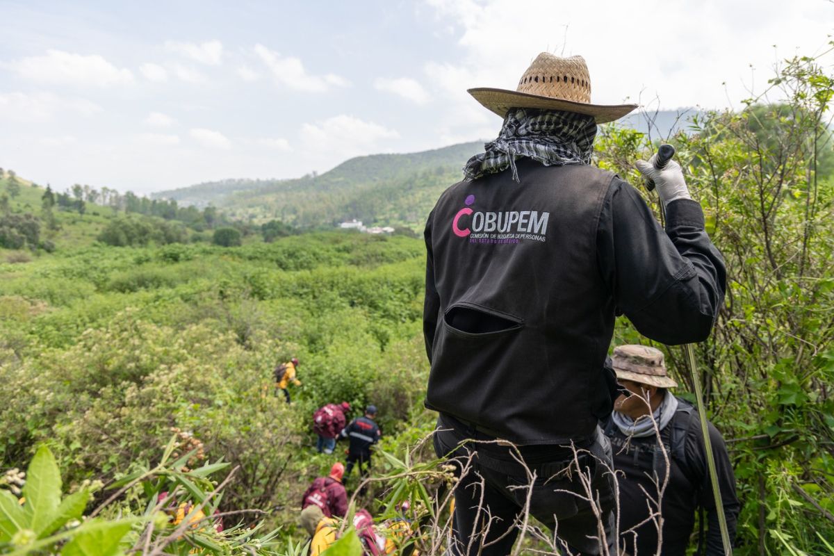 Brigadas recorren la Sierra de Guadalupe en busca de indicios relacionados con desaparecidos. Foto: Especial