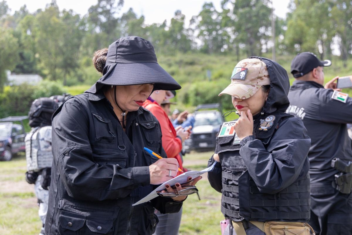 Colectivos y madres buscadoras acompañan emocionalmente el trabajo de búsqueda. Foto: Especial