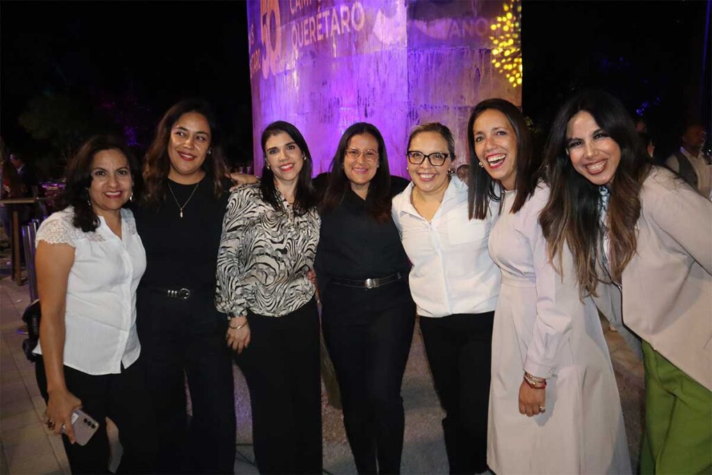 El Tec de Monterrey campus Querétaro inauguró un Campanario como parte de las celebraciones por su 50 aniversario