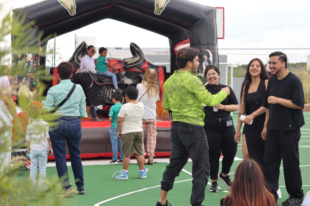 Ciudad Maderas celebra las fiestas patrias con tradición y alegría