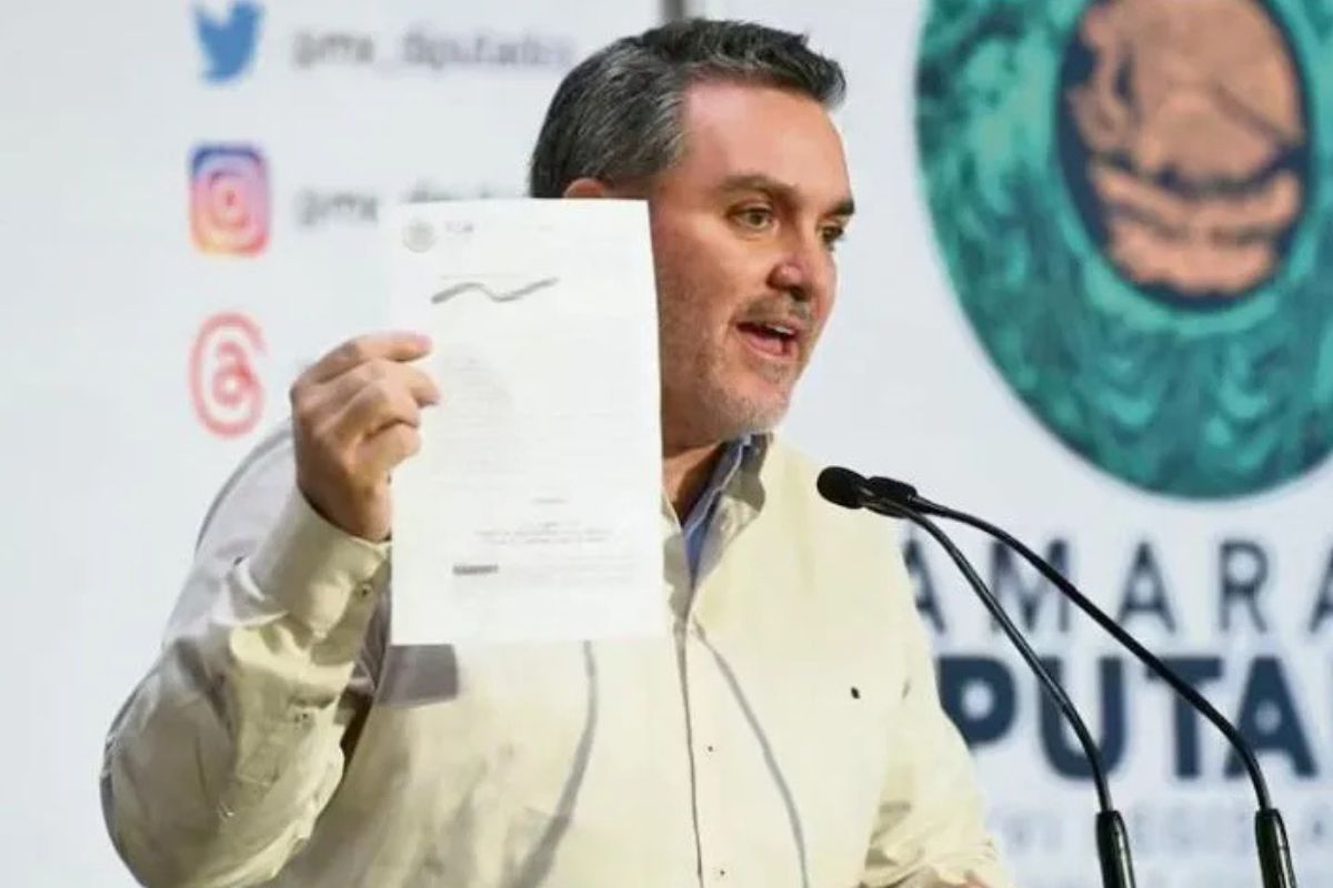 El diputado panista acusó delitos como delincuencia organizada y lavado de dinero. Foto: Especial