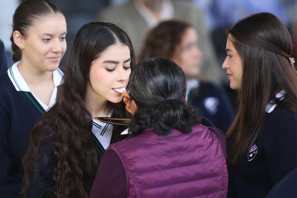 Alumnos de la generación 2022–2025 del Instituto Asunción Querétaro celebraron su graduación rodeados de familiares y amigos