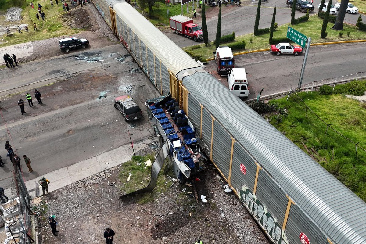 Elementos de Protección Civil y Guardia Nacional participaron en labores de rescate. Foto: Especial