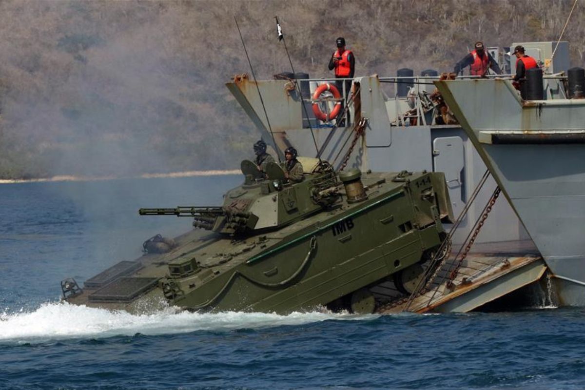 Sistemas de defensa aérea y marítima en operación o exhibición. Foto: Especial