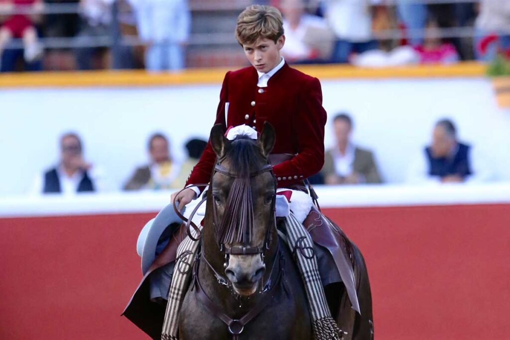 Provincia Juriquilla festejo el grito de Independencia con una gran corrida de toros