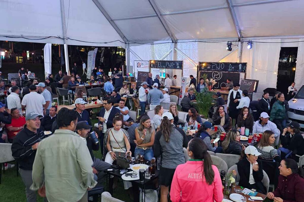 La edición 68 del Torneo Anual de Golf del Club Campestre de Querétaro comenzó con la tradicional fiesta de rompehielos