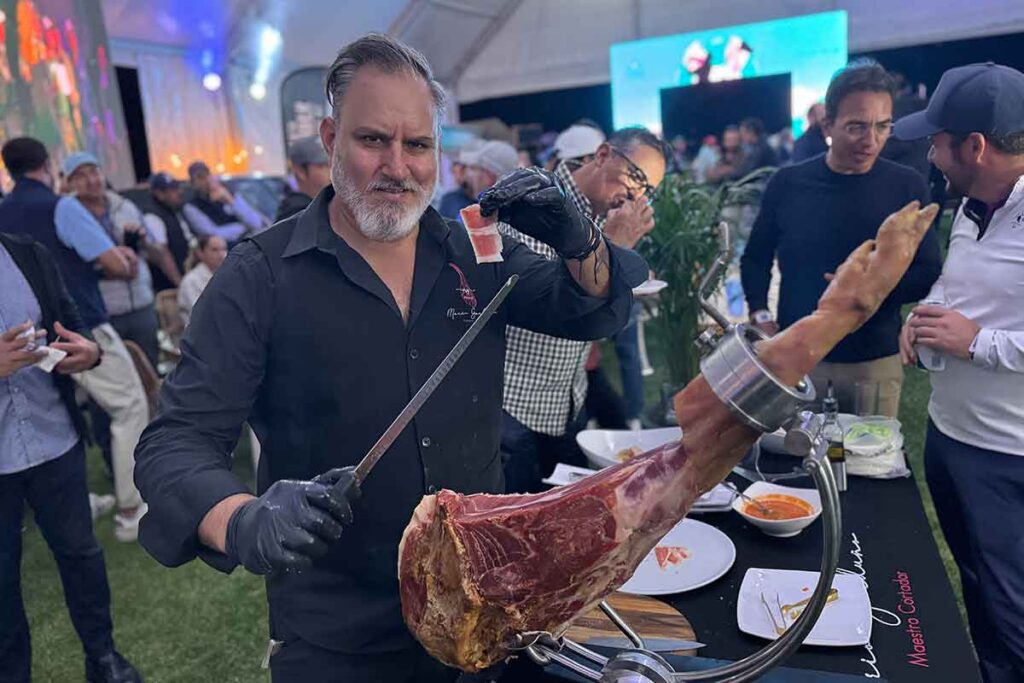 La edición 68 del Torneo Anual de Golf del Club Campestre de Querétaro comenzó con la tradicional fiesta de rompehielos