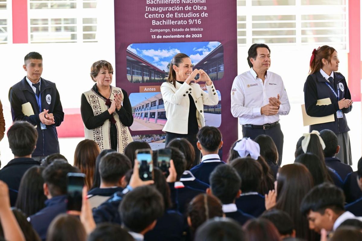 La Presidenta Claudia Sheinbaum y la Gobernadora Delfina Gómez entregaron nuevos espacios educativos en Zumpango. Foto: Especial