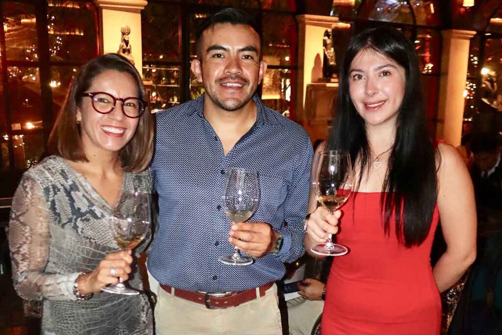 The Carter Bar en la Hacienda Laborcilla festeja con sus comensales la Feria de Vinos Argentinos en un viaje sensorial