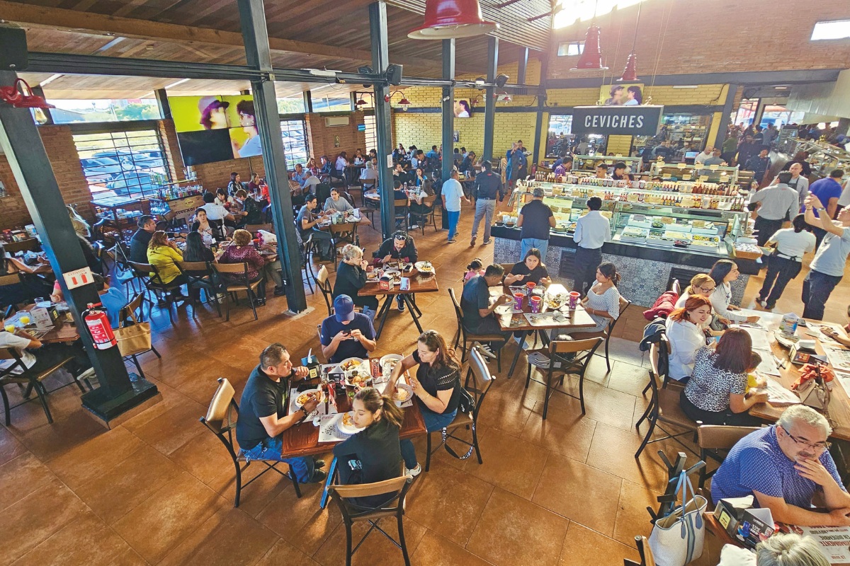 La Vaka Querétaro celebra 10 años con su nueva imagen y un buffet sin límites 