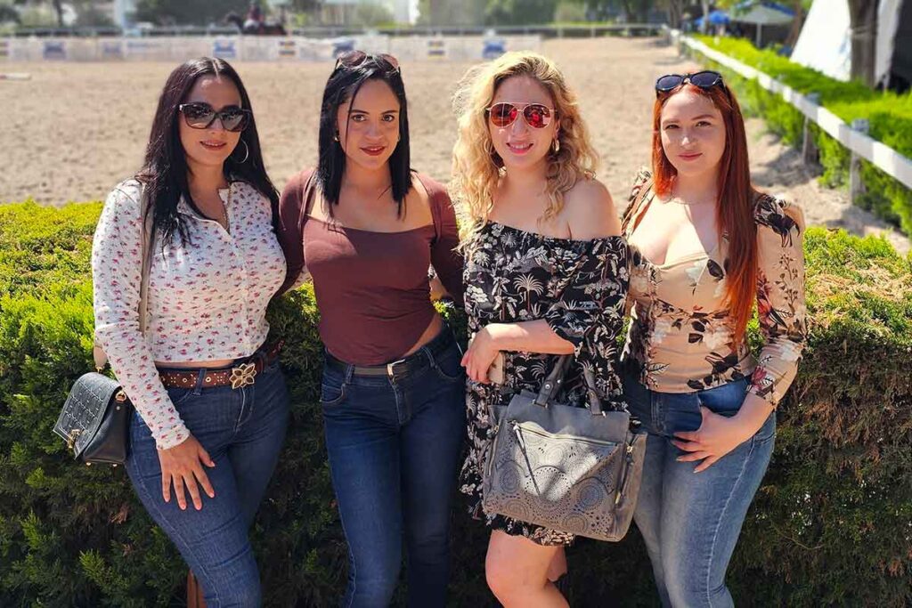 La FEEQ celebró la cuarta fecha del concurso de salto ecuestre de la temporada 2025 con el Mexican Fest