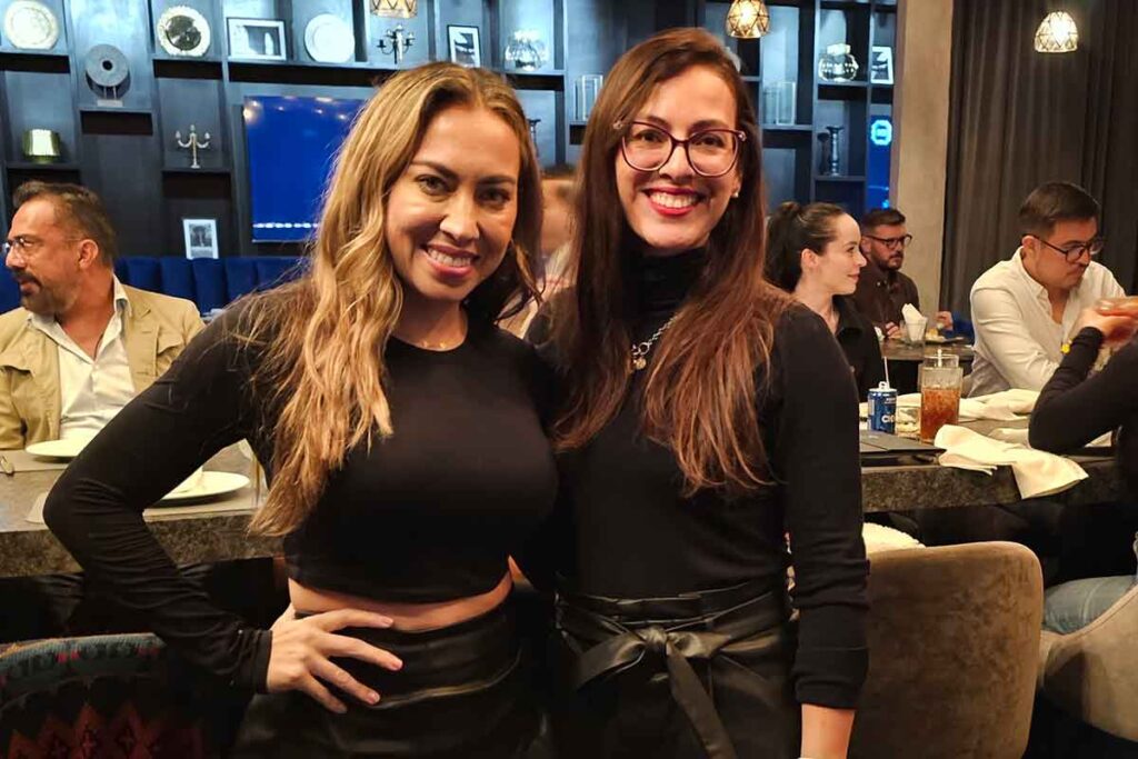 El restaurante queretano K’mila festejó su reinauguración en el centro comercial Antea ante sus mas fieles seguidores