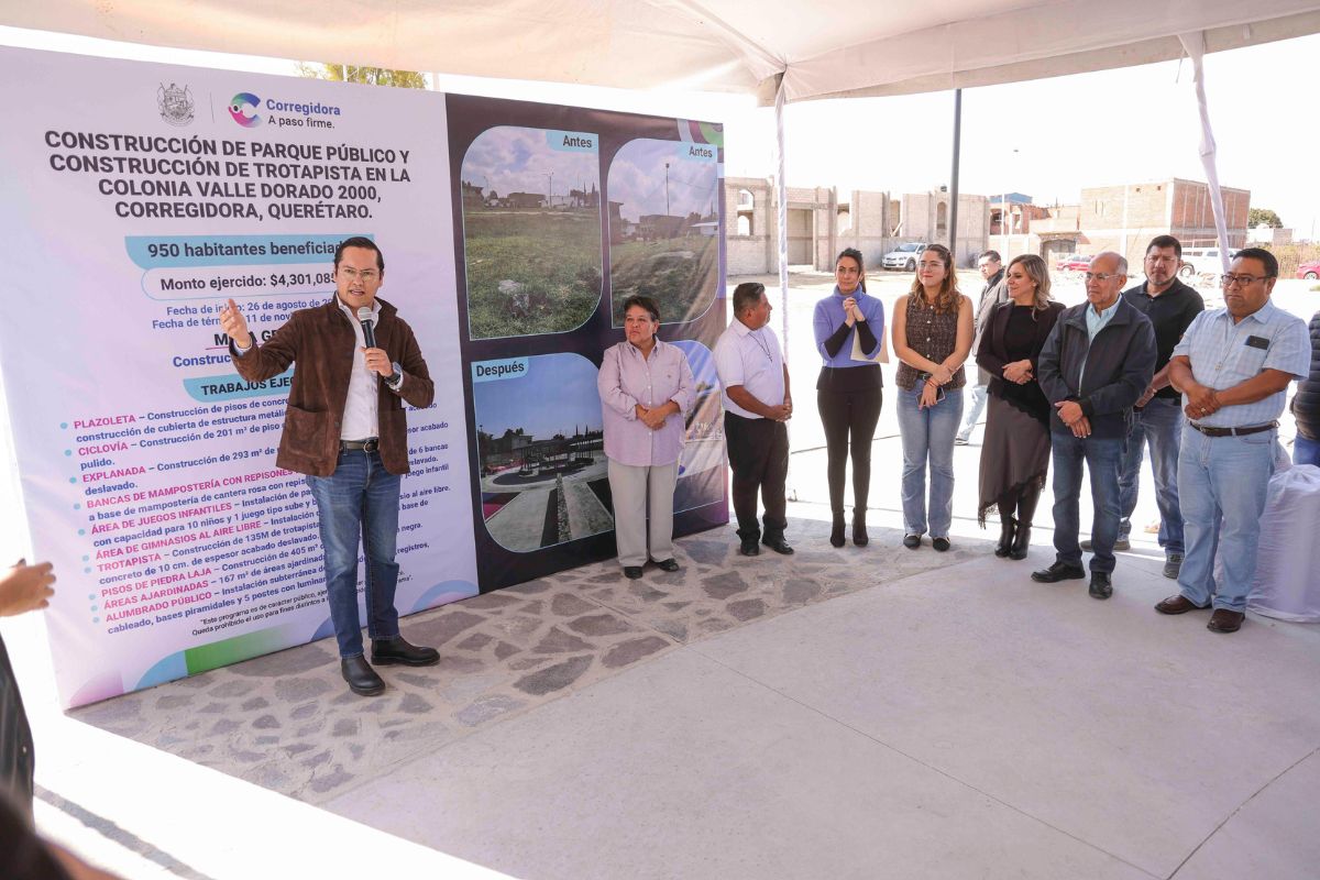 Chepe Guerrero inaugurando el nuevo parque en Valle Dorado 2000. Foto: Especial
