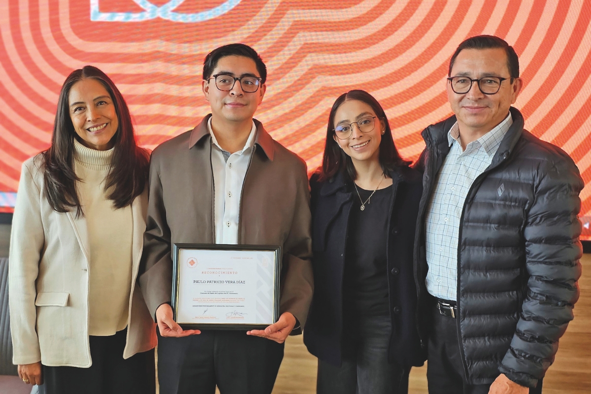 Universidad Anáhuac Querétaro revela el logotipo del 20 aniversario