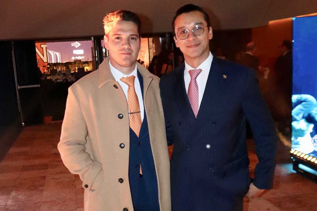 La Universidad Anáhuac Querétaro festejó la cena gala llamada Tejiendo memorias e hilando historias impulsando oportunidades de desarrollo