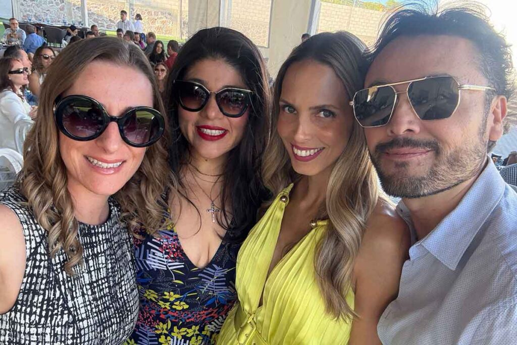 El empresario queretano Héctor Cruz festejo sus 50 años con una fiesta rodeado por sus seres queridos y amigos