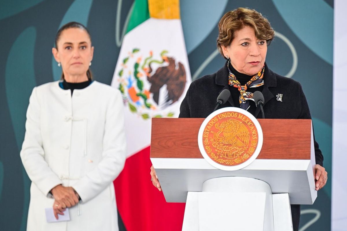 La gobernadora Delfina Gómez y la presidenta Claudia Sheinbaum presentan la estrategia de seguridad con inteligencia artificial para el Mundial 2026. Foto: Especial