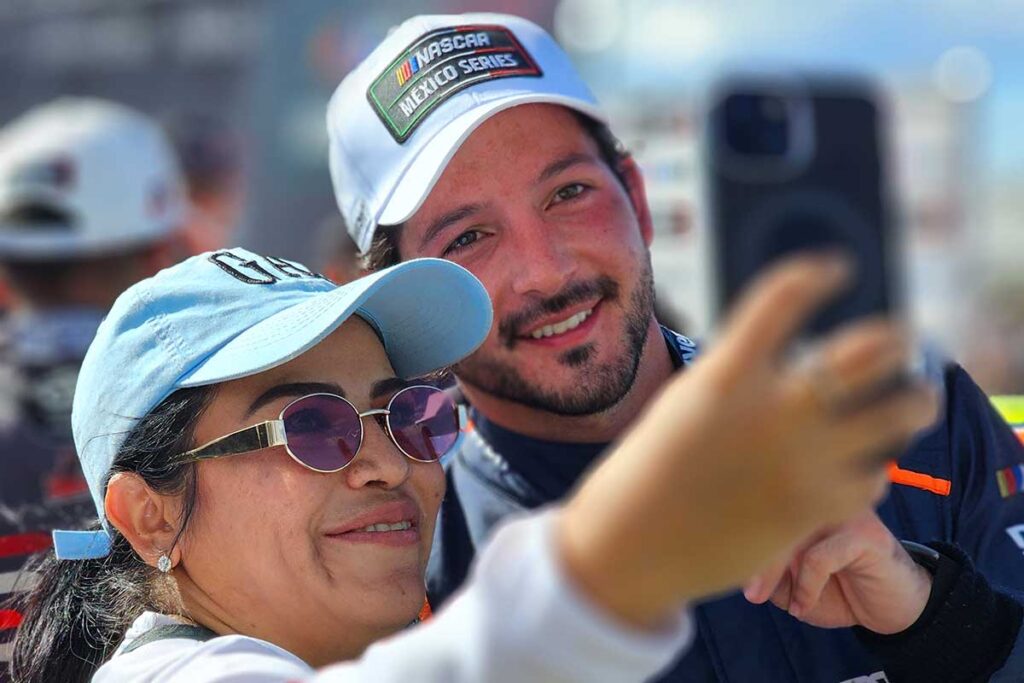 El Autódromo de Querétaro vivió la onceava fecha y el inicio de los playoffs con la Nascar México Series en una tarde de emociones