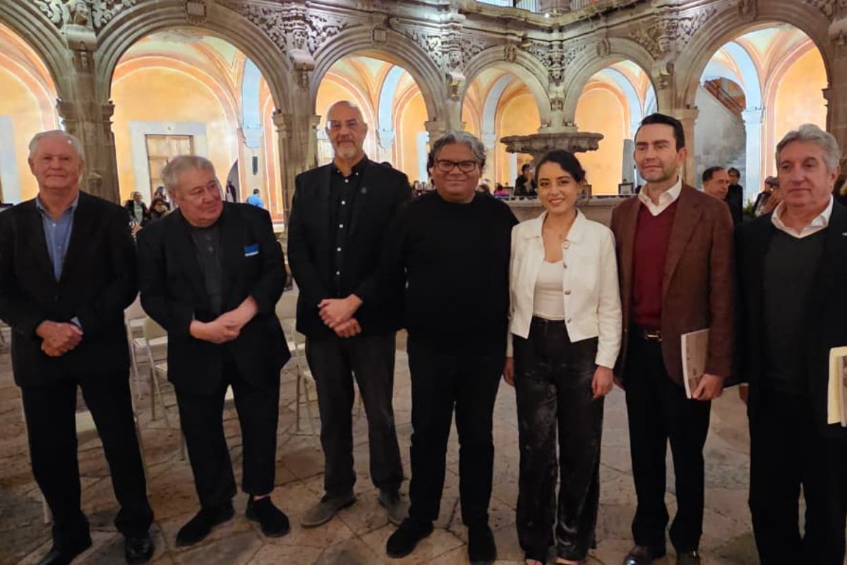 'Péndola': arte, historia y arquitectura dialogan en nuevo libro del MAQ