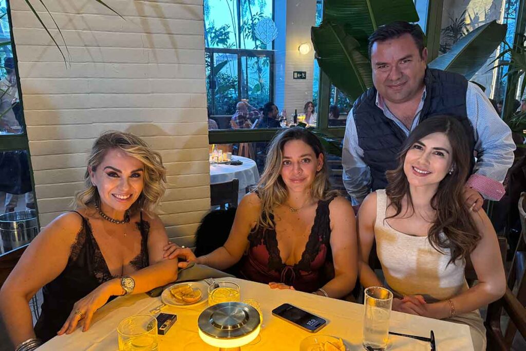El conductor y comediante Facundo inaugura en Querétaro el restaurante de cocina de mercado Corazón de Alcachofa