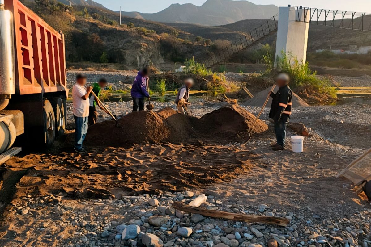 Inspectores de Profepa aseguraron un aserradero clandestino que operaba sin permisos en Pinal de Amoles. Foto: Profepa